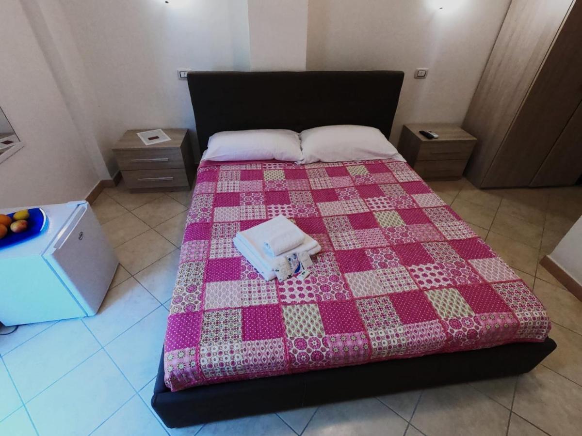 Bed and Breakfast Da Umby Альгеро Экстерьер фото