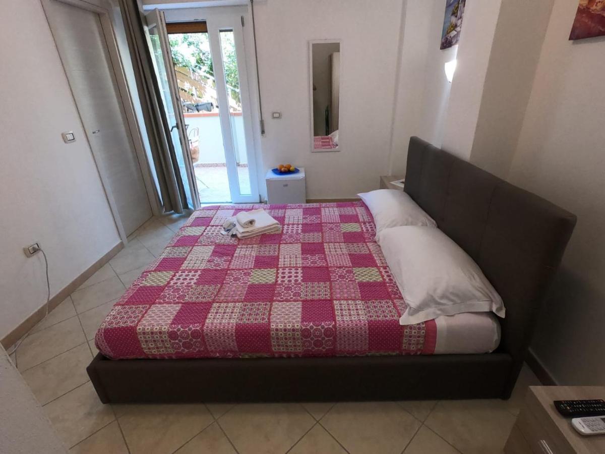 Bed and Breakfast Da Umby Альгеро Экстерьер фото